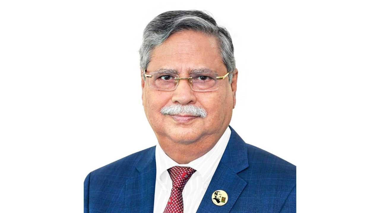 আপাতত কোনো ছবি থাকছে না, এরপর কী
